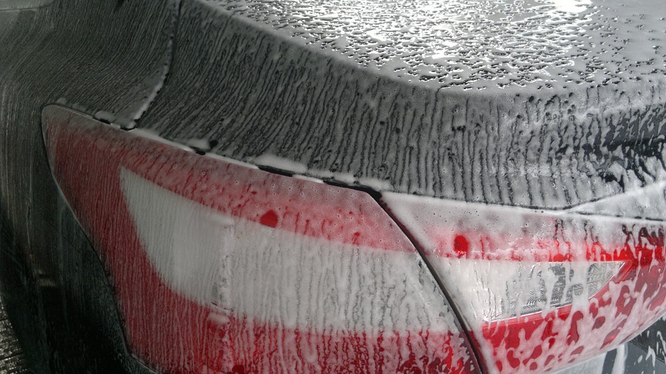 Five reasons to regularly wax your car Five reasons to regularly wax your car